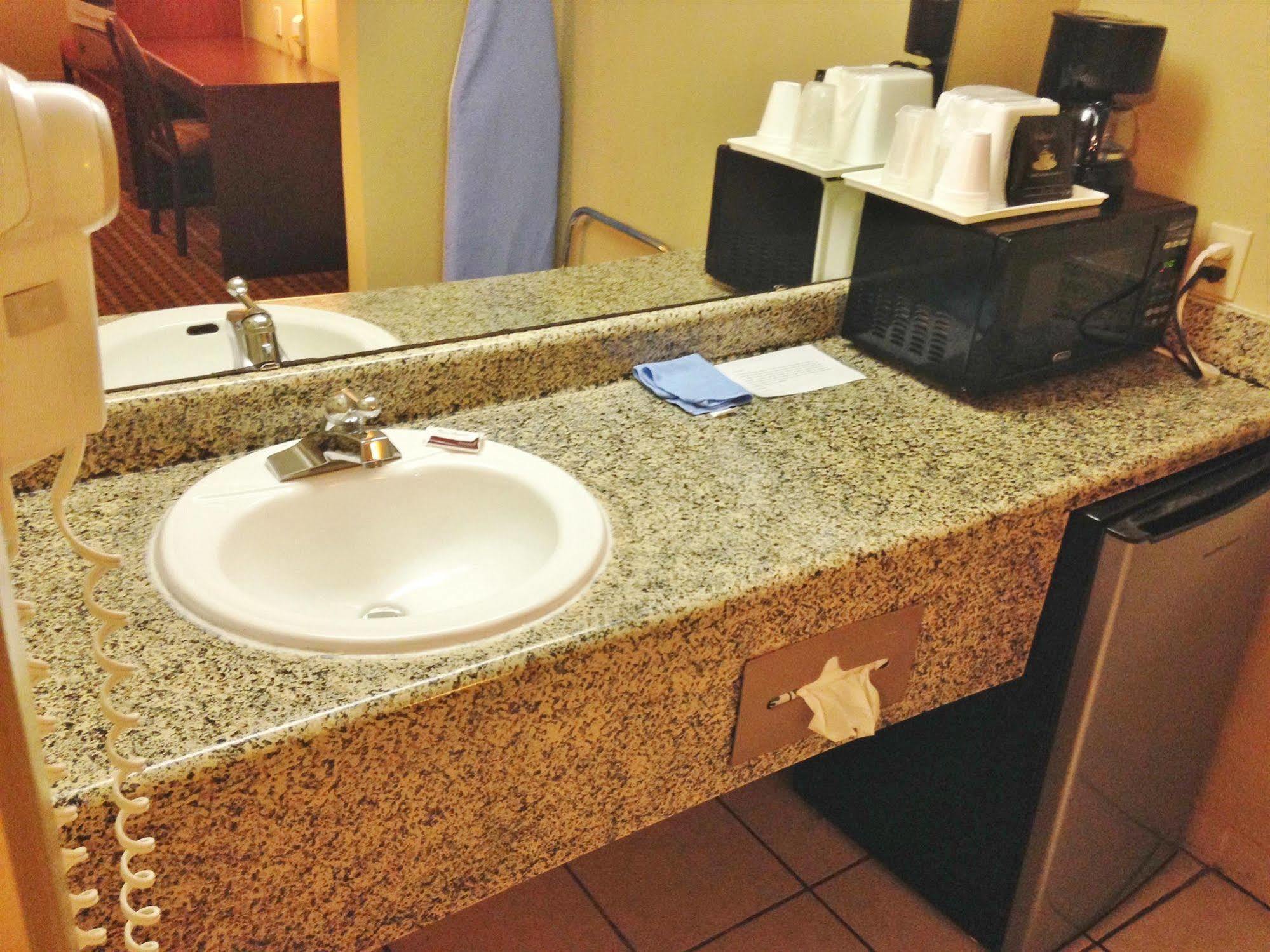 Americas Best Value Inn ארקדלפיה מראה חיצוני תמונה